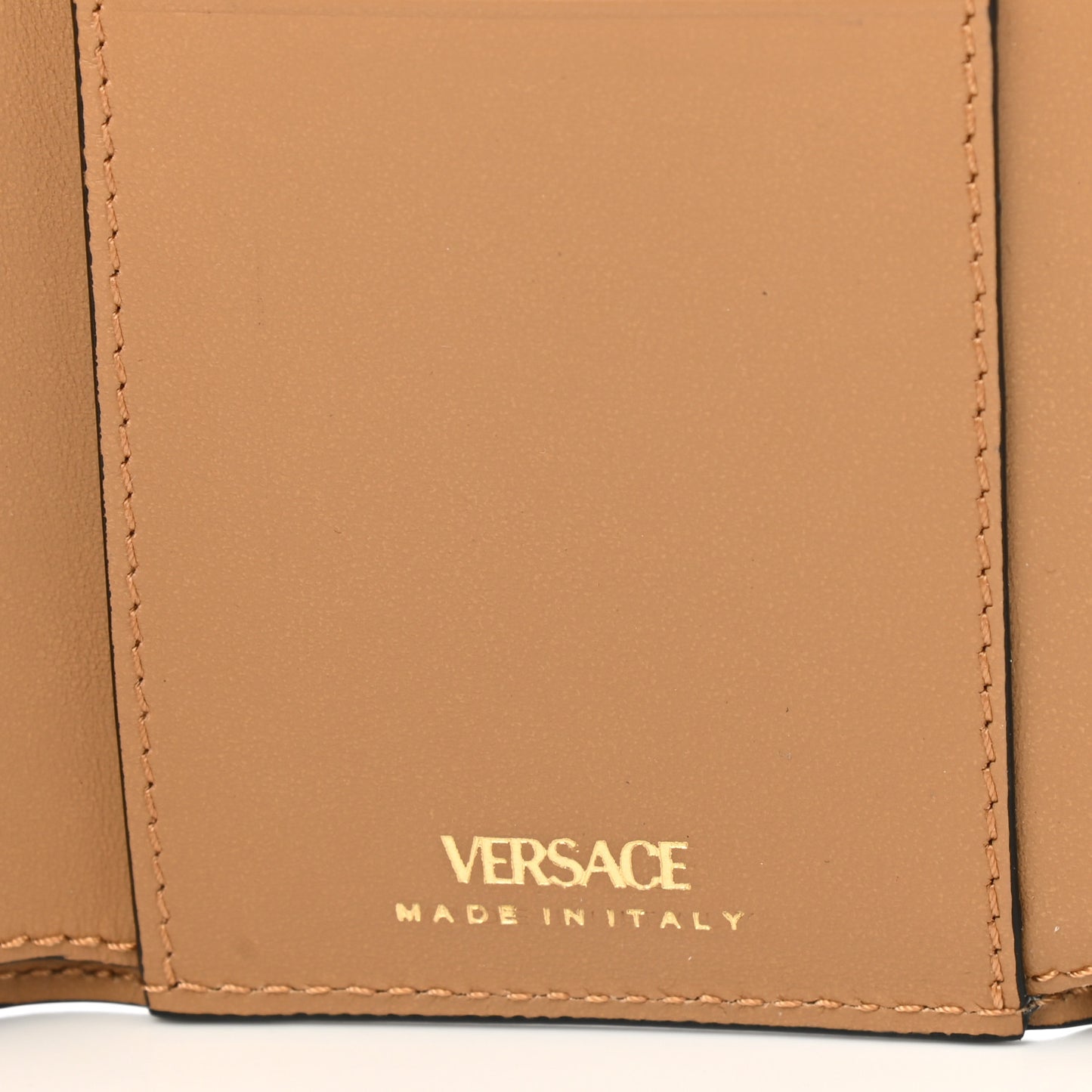 Vitello Virtus Tri-Fold Wallet Caramel
