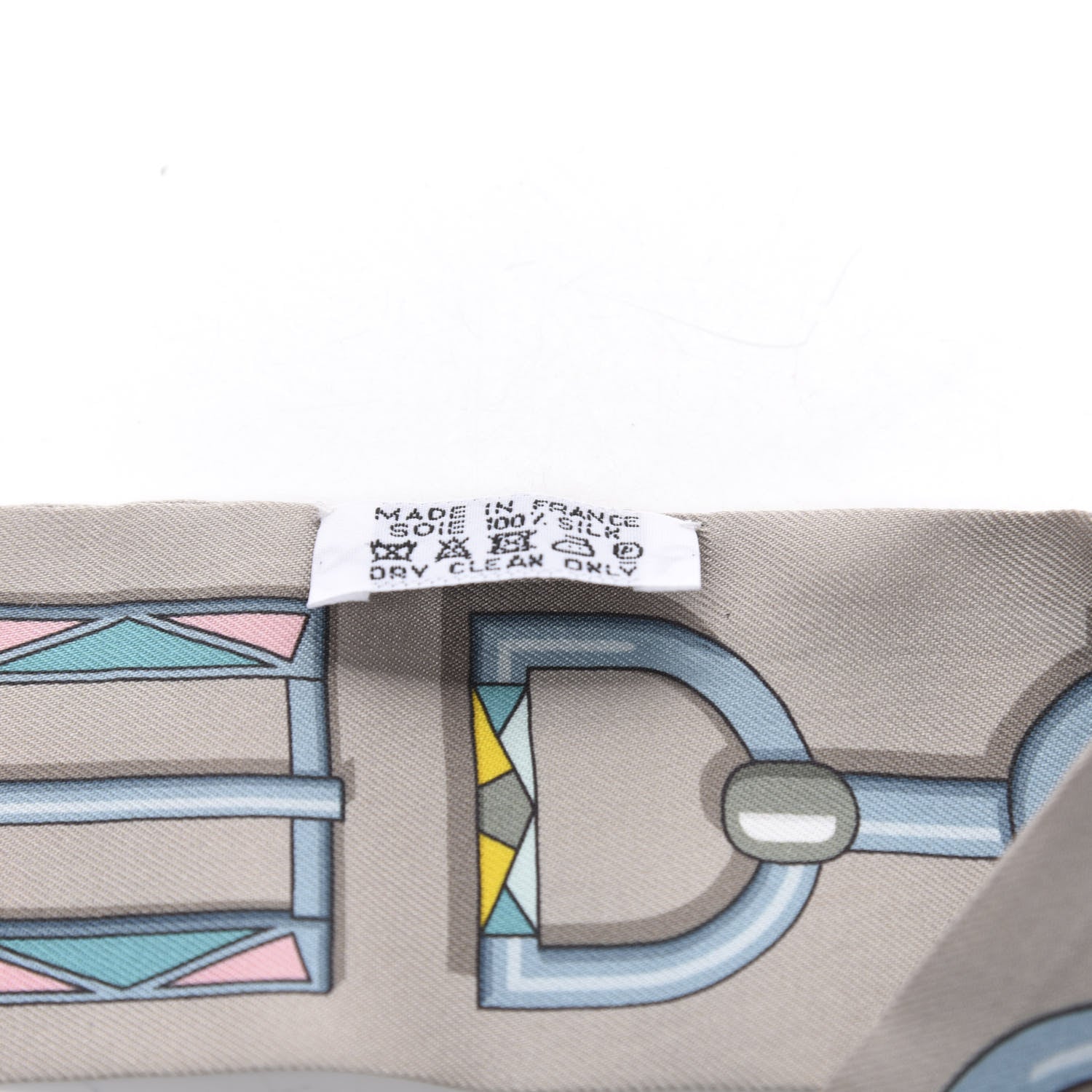 Hermes Silk Carre En Boucles Twilly Mastic Saumon Vert 2 of 3