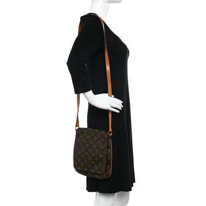 Louis Vuitton Monogram Musette Salsa Long Strap 2 of 15