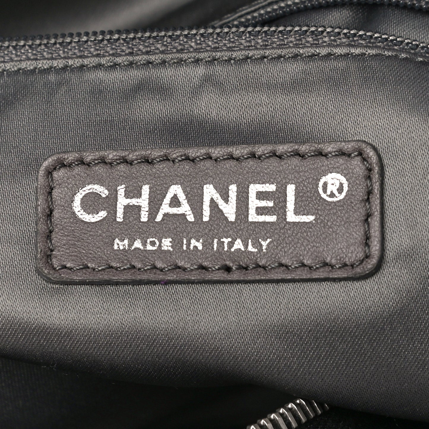 Calfskin Modern Chain Hobo Black