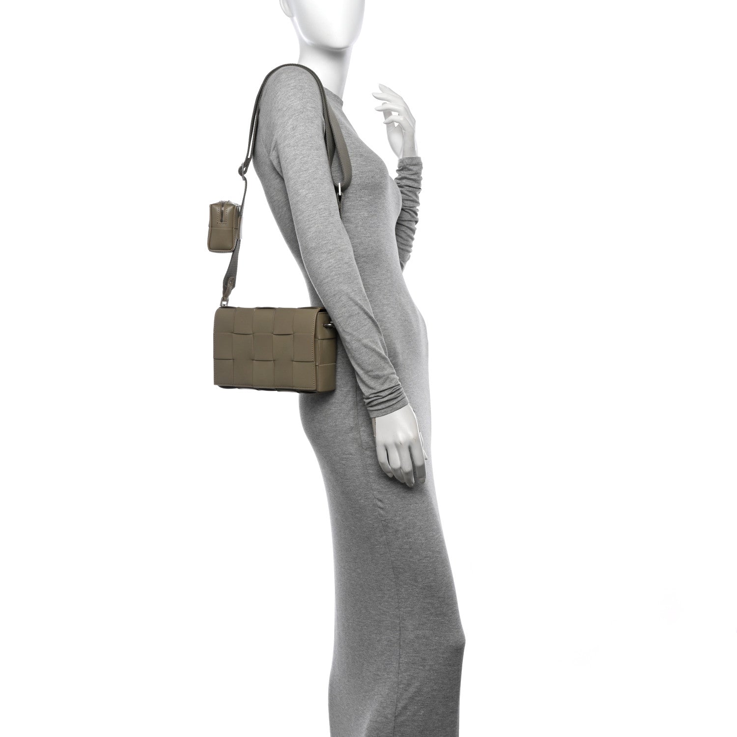 Bottega Veneta Calfskin Maxi Intreccio Cassette With Strap Bag Taupe 2 of 16