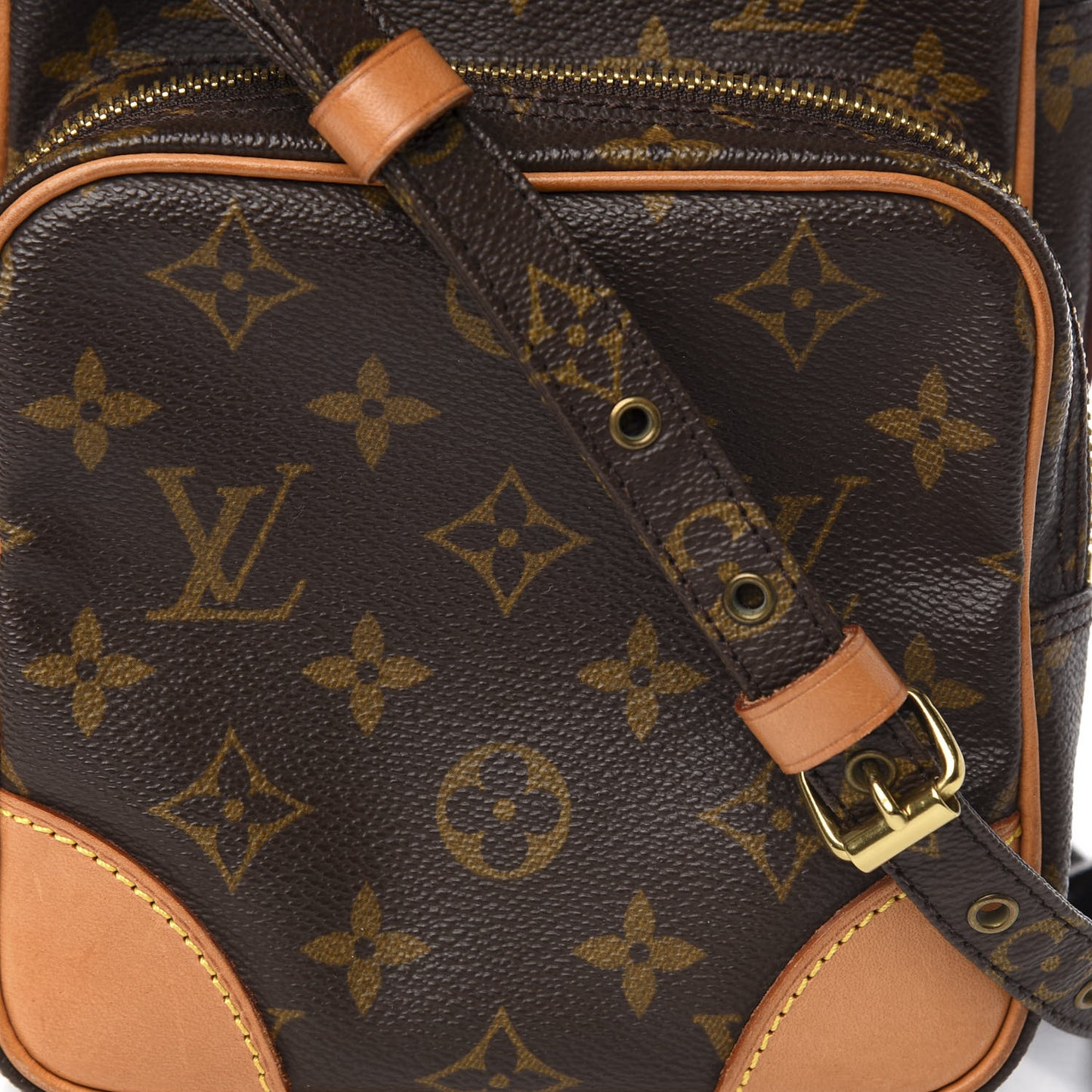 Monogram Amazone