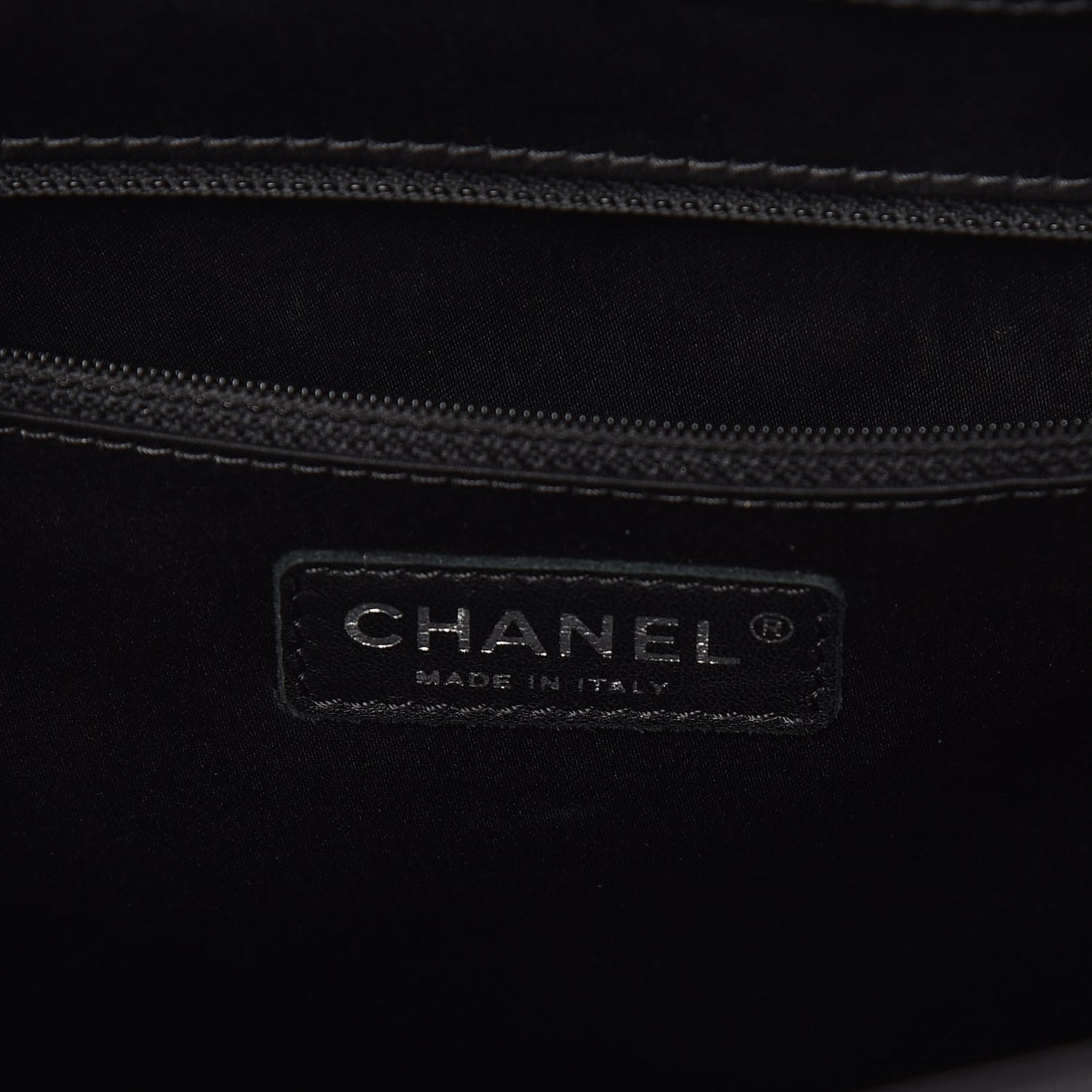 Caviar Quilted XL Grand Shopping Tote GST Black