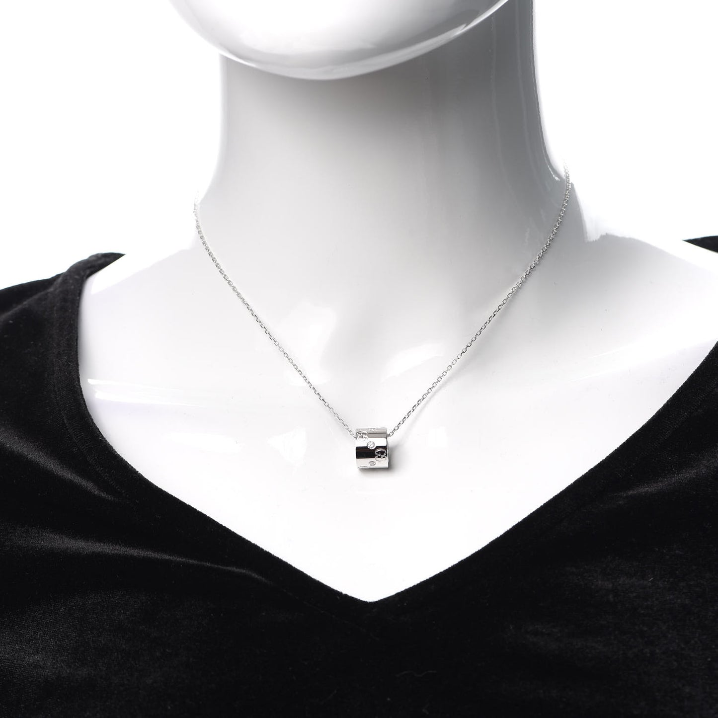 18K White Gold Diamond Icon Twirl Pendant Necklace