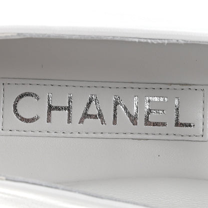 Chanel Lambskin Knit Grosgrain Cap Toe CC Ballerina Flats With Leg Warmers 38.5 White Black 9 of 11