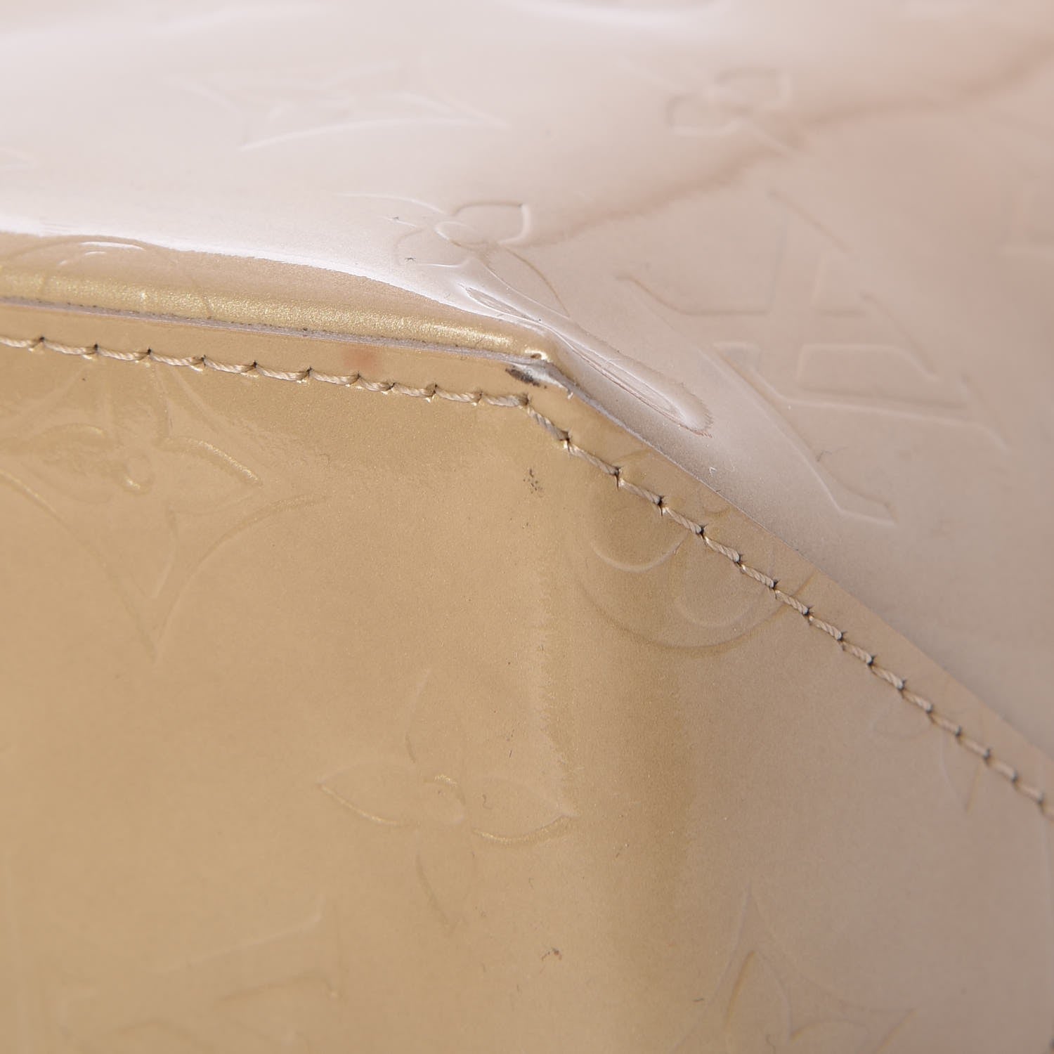 Louis Vuitton Vernis Reade PM Beige 11 of 12