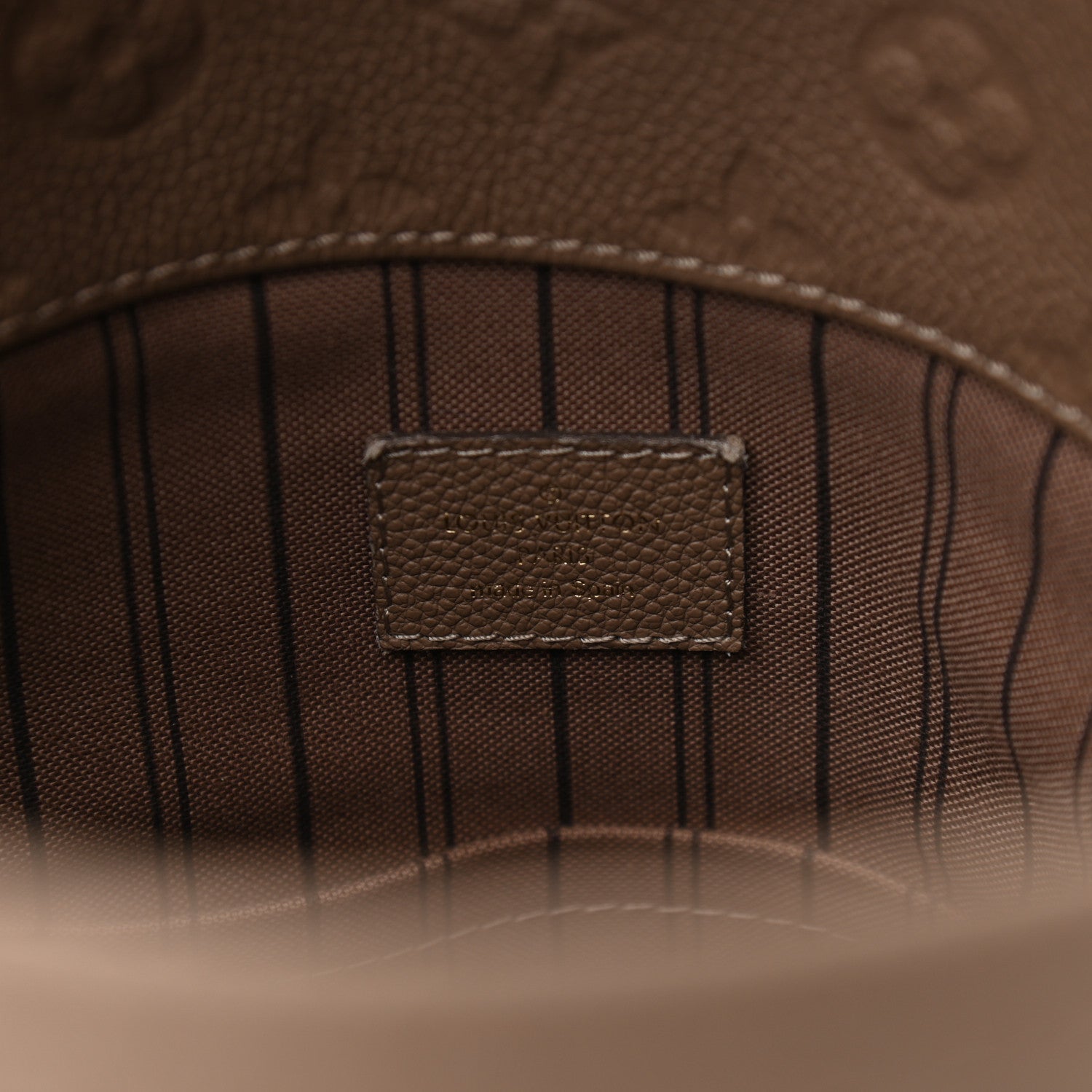 Louis Vuitton Empreinte Artsy MM Taupe Glace 5 of 8