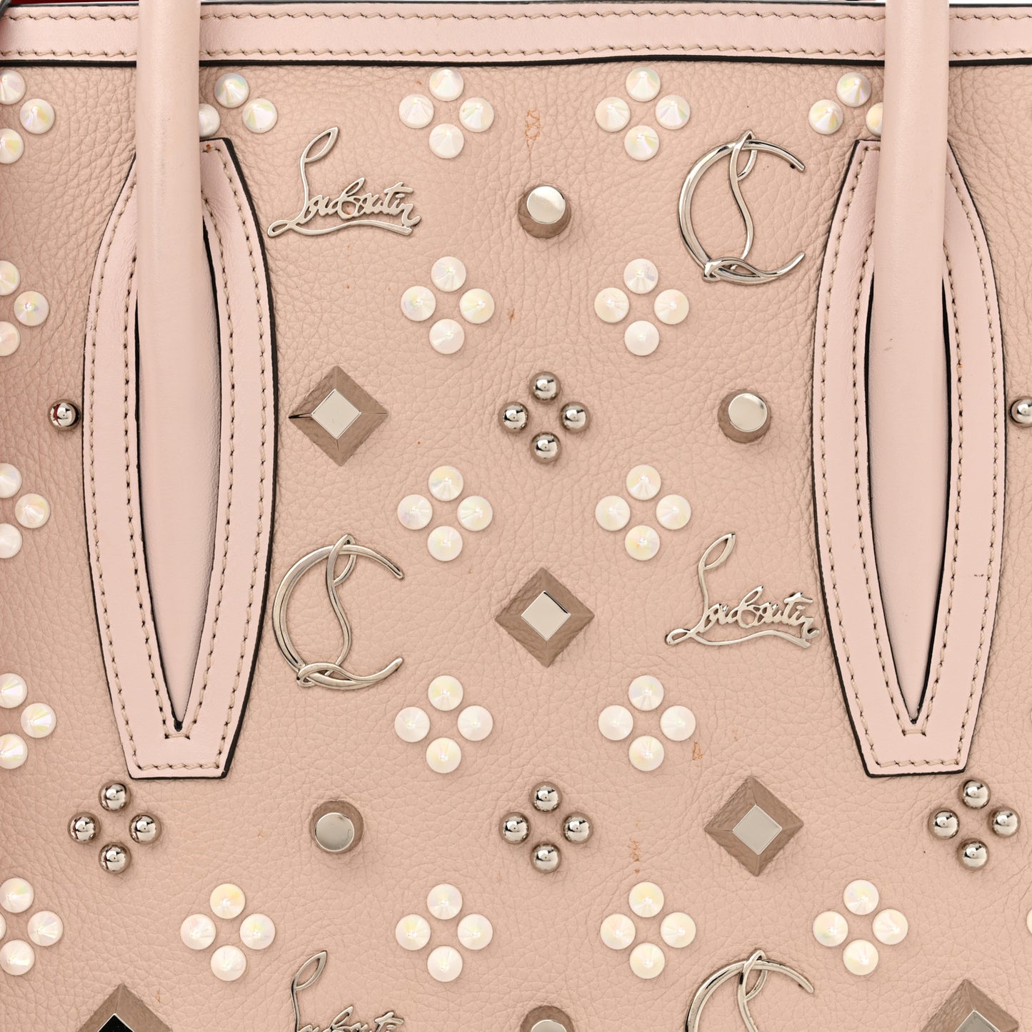 Calfskin Spikes Loubinthesky Medium Paloma Beige
