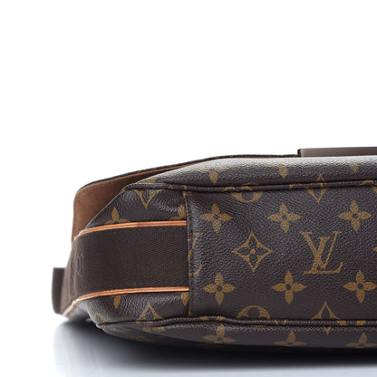 Louis Vuitton Monogram Beaubourg MM Messenger Bag 7 of 8