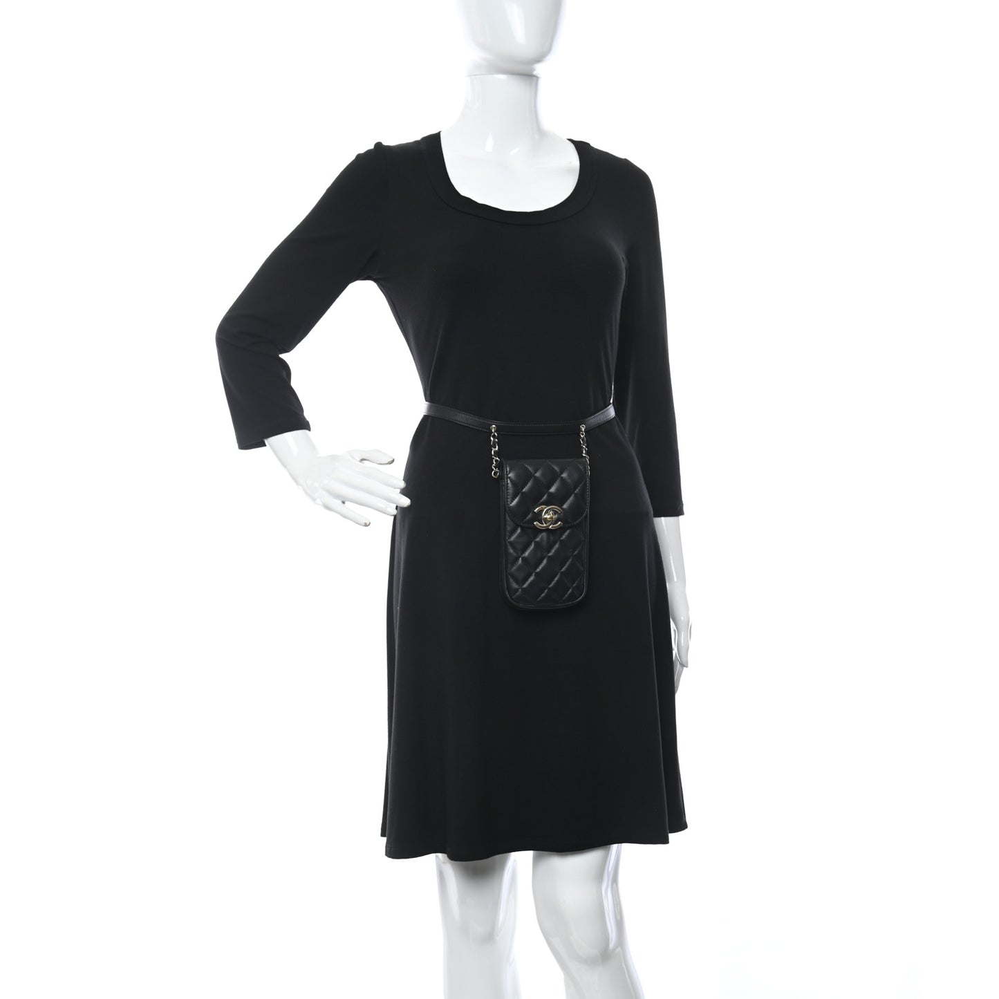 Lambskin Quilted Phone Clutch With Chain Black