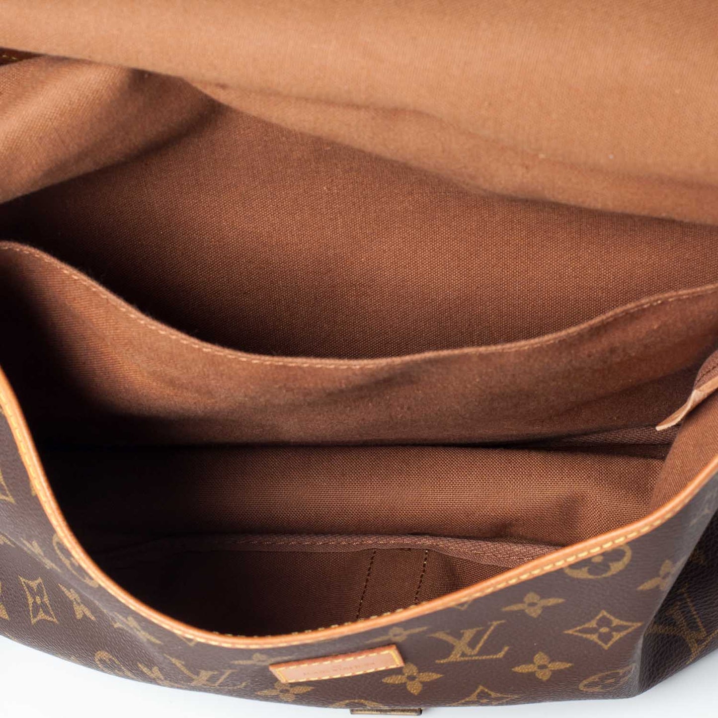 Monogram Saumur 35