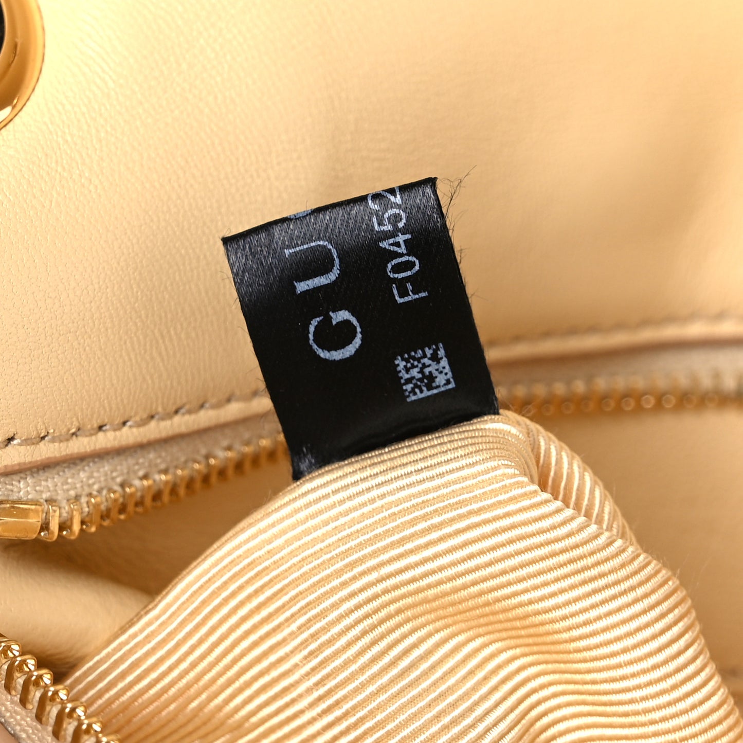 Lambskin Matelasse Medium GG Marmont Shoulder Bag Light Yellow