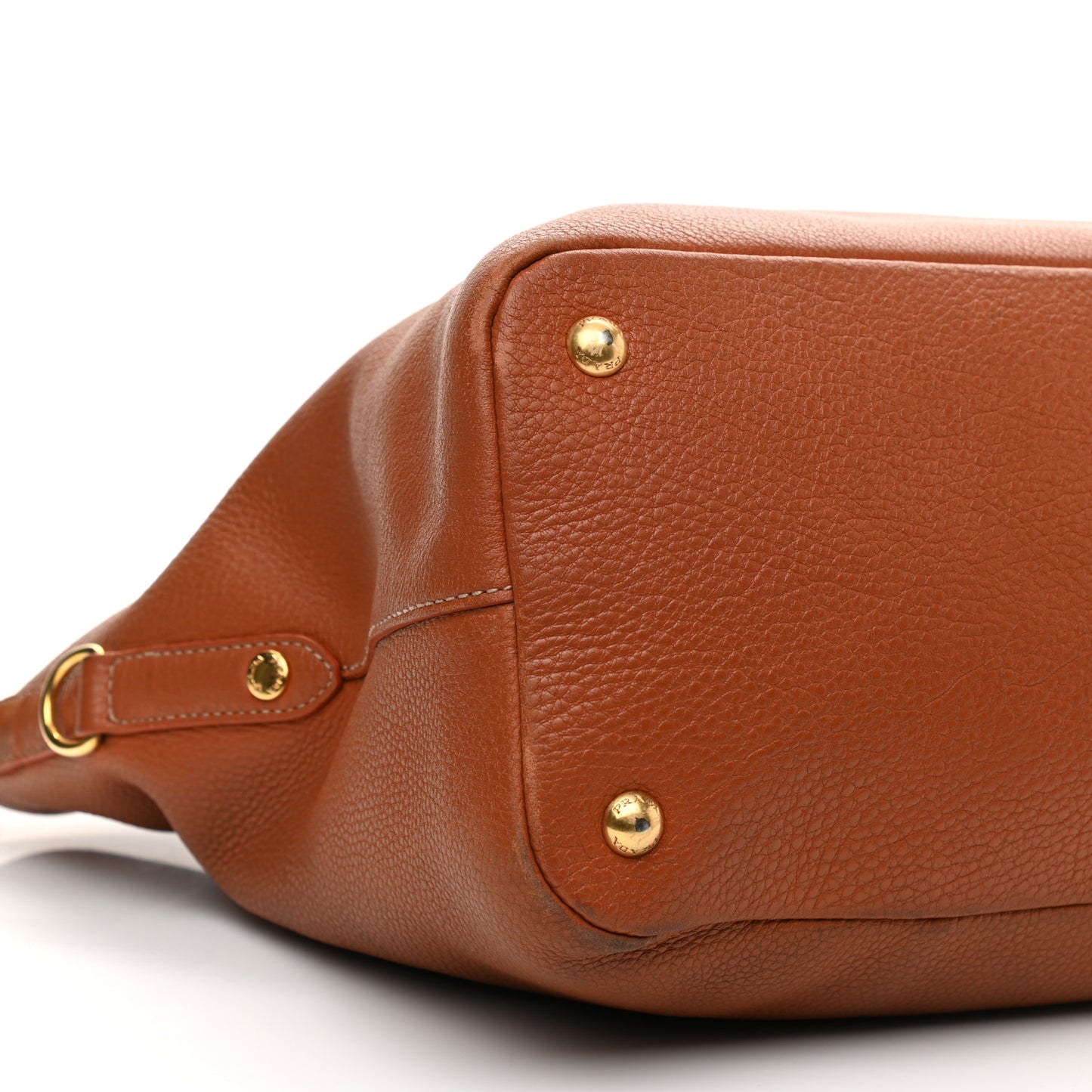 Vitello Daino Tote Cannella