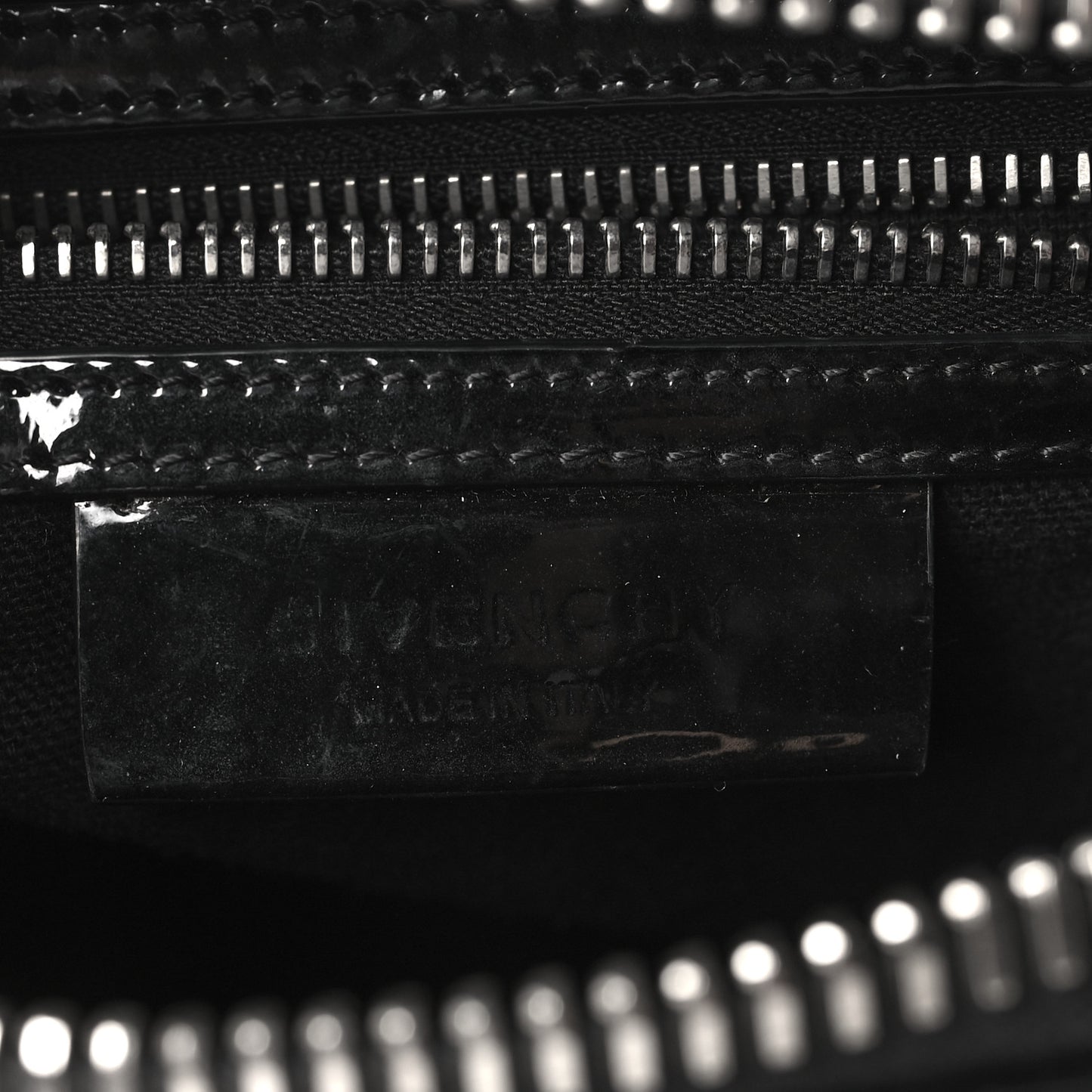 Patent Calfskin Mini Antigona Black