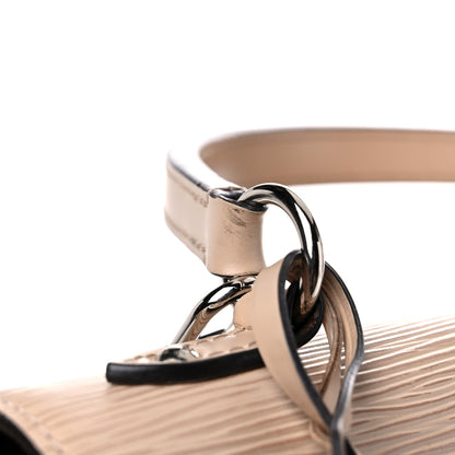 Louis Vuitton Epi Cluny MM Dune 12 of 12