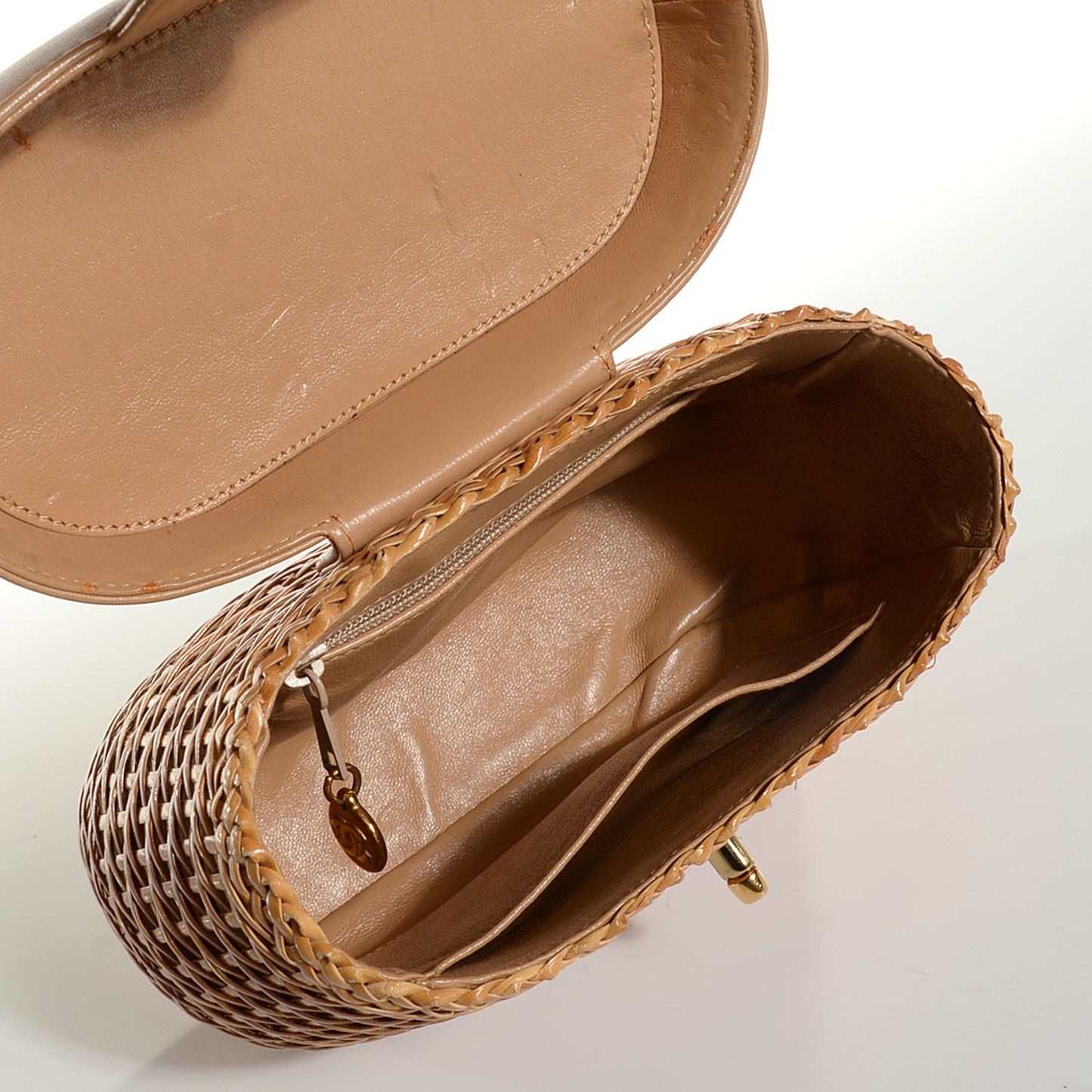 Lambskin Straw Basket Shoulder Bag Beige