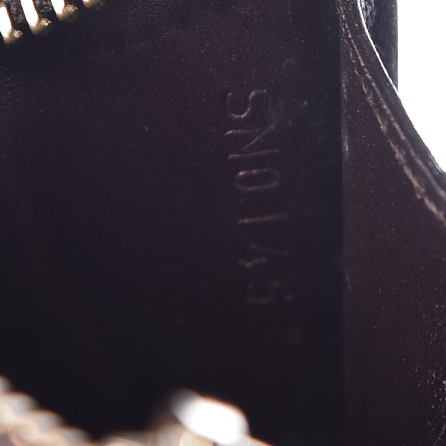 Louis Vuitton Vernis Key Pouch Amarante 7 of 12