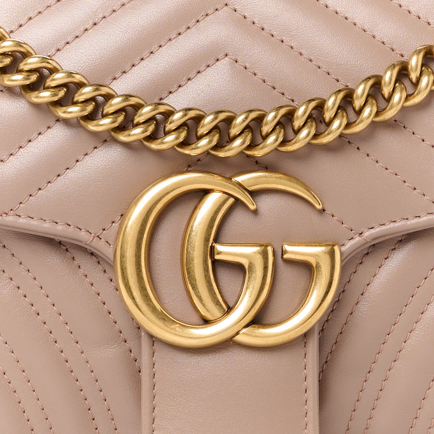 Calfskin Matelasse Small GG Marmont Shoulder Bag Porcelain Rose
