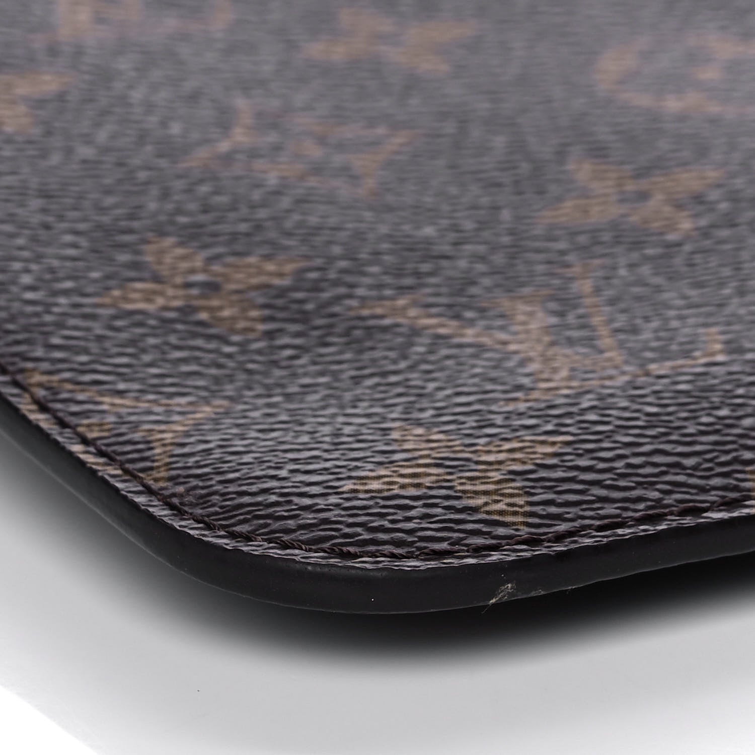 Louis Vuitton Monogram Neverfull GM Pochette 11 of 15