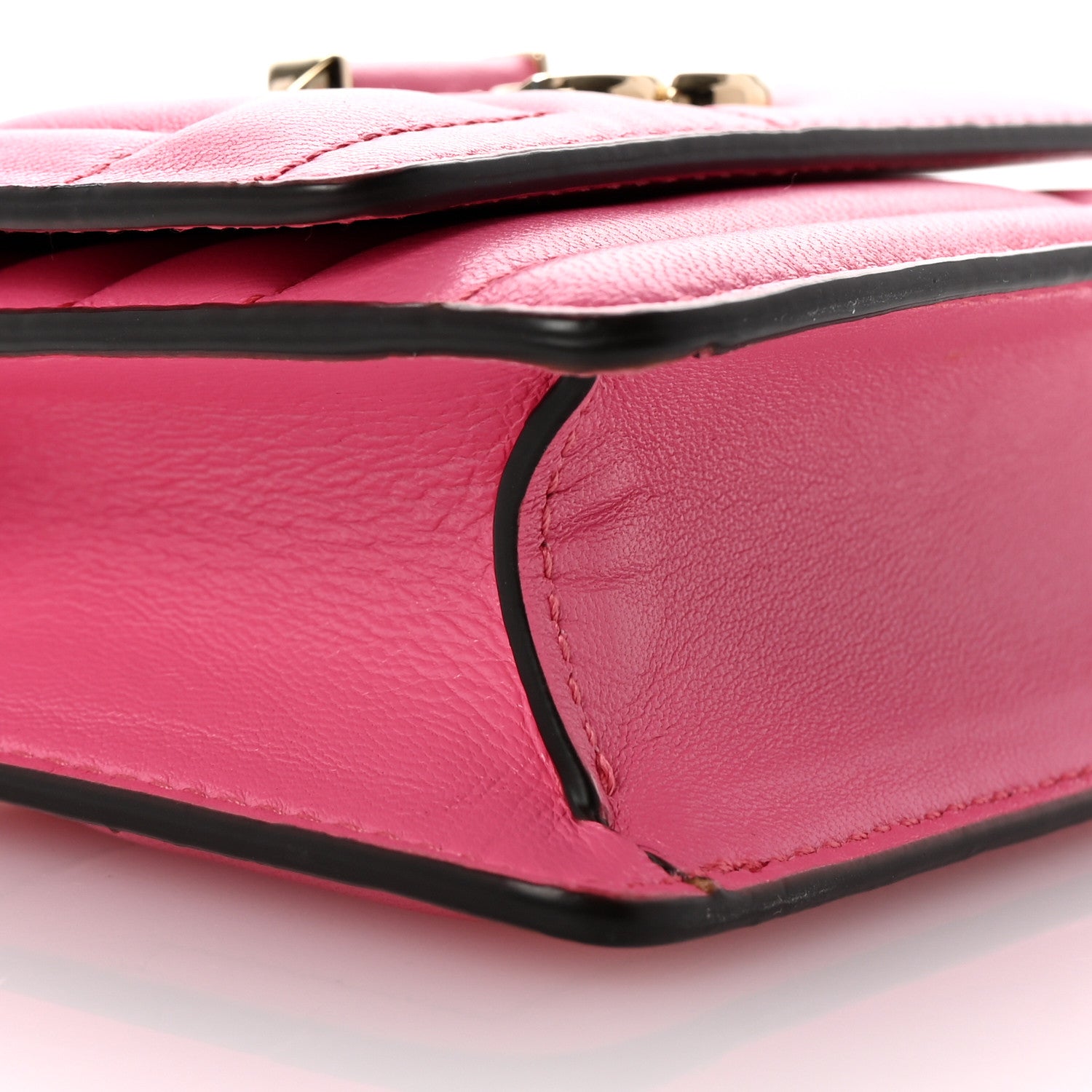 【美品】JIMMY CHOO VARENNE MICRO CANDY PINK Jimmy Choo Nappa Quilted Varenne Micro Avenue Quad Candy Pink