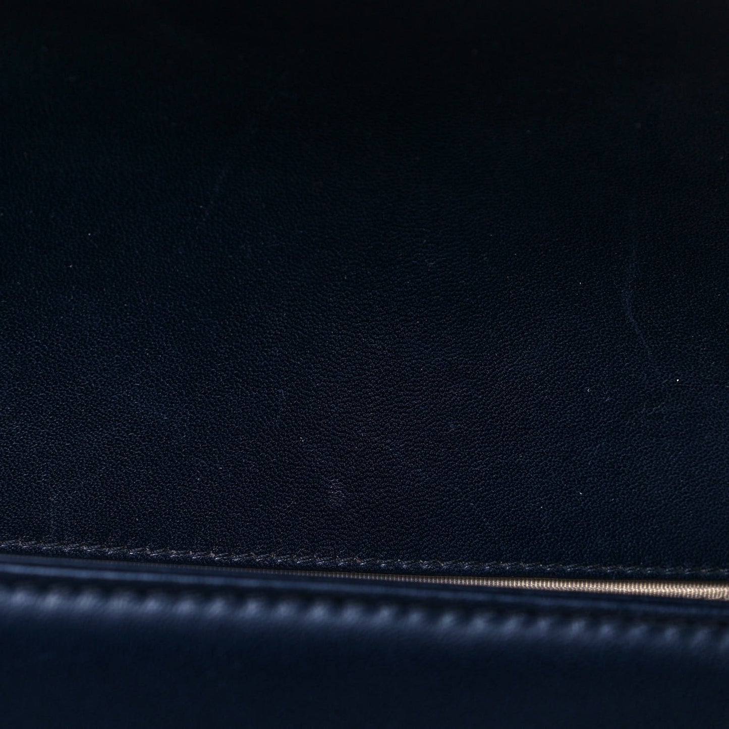 Lambskin Perforated Medium Boy Flap Navy