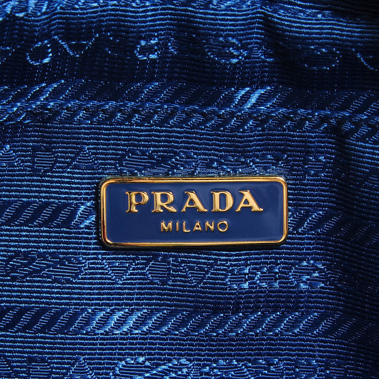 Vitello Daino Mini Camera Crossbody Bag Azzurro