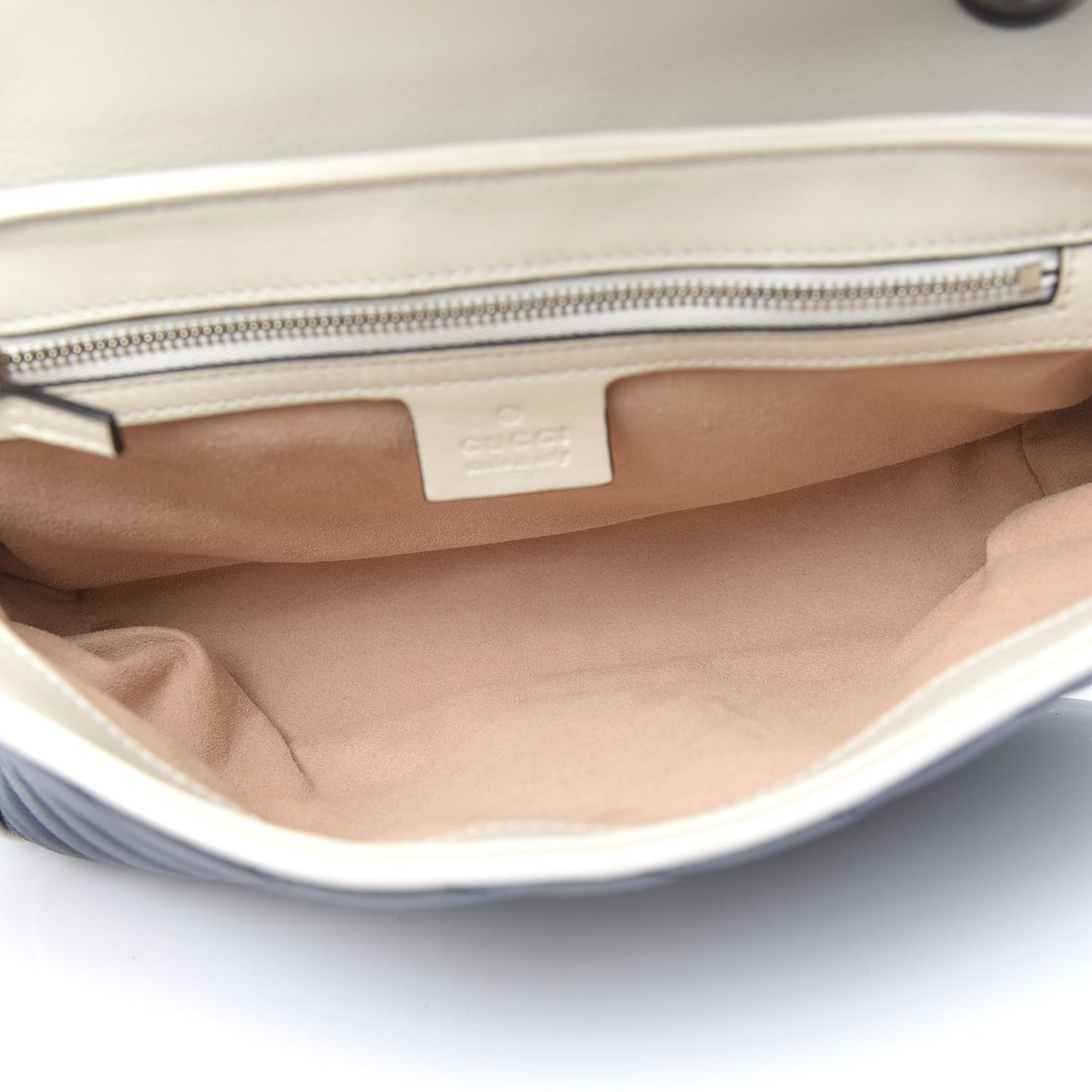 Vintage Effect Calfskin Matelasse Diagonal Small Torchon GG Marmont Shoulder Bag Blue Agata Mystic White