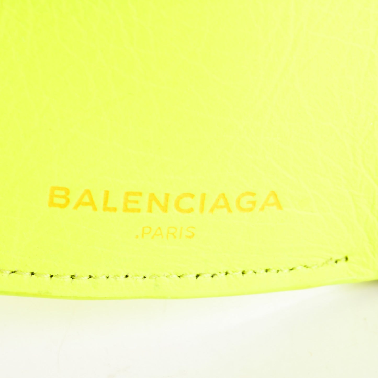 Agneau Arena Classic Hardware Mini Wallet Jaune Fluo
