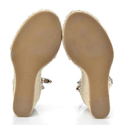 Valentino Garavani Grained Calfskin Rockstud Ankle Strap Espadrille 15/105mm Wedge Sandals 37 Poudre Natural 5 of 8