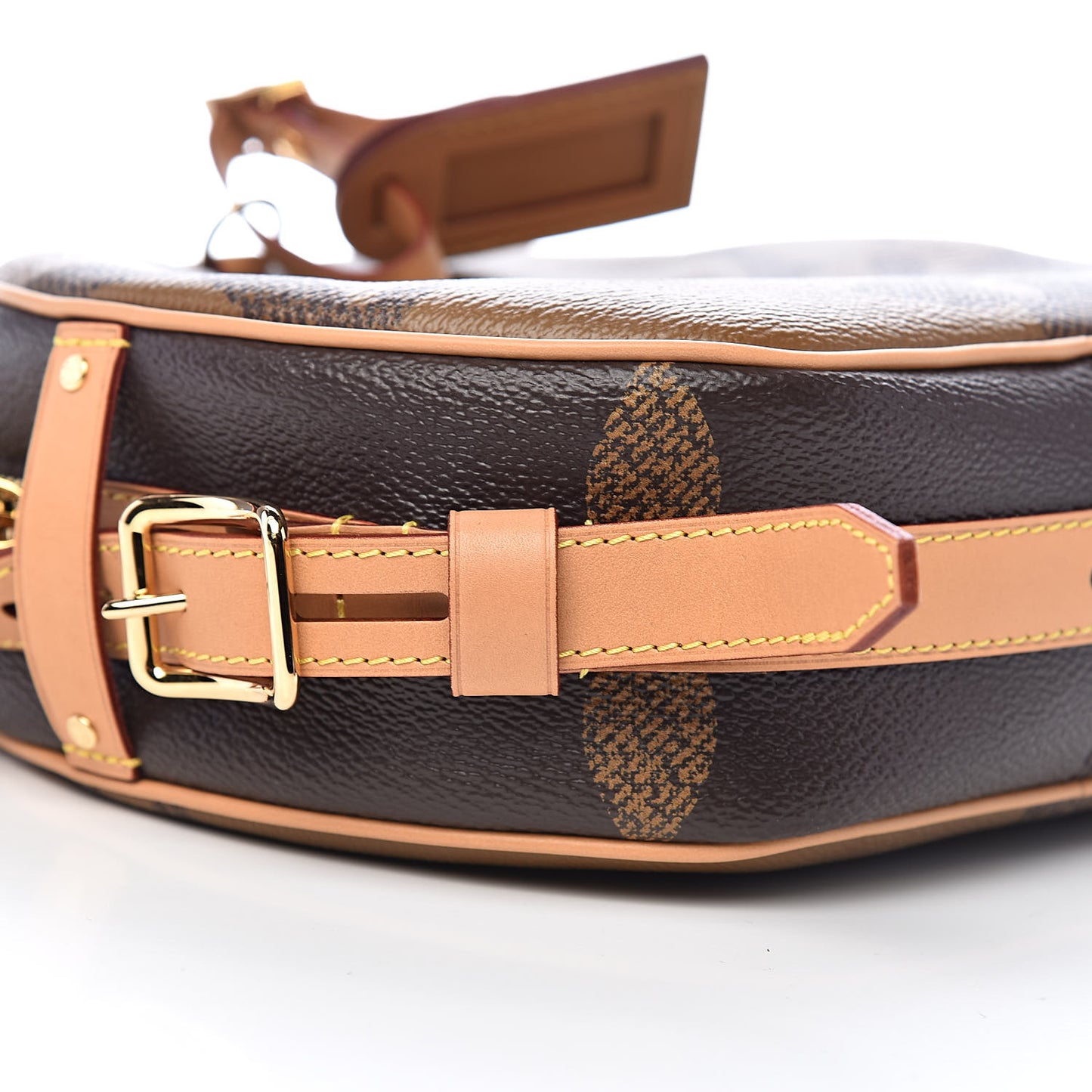 Reverse Monogram Giant Boite Chapeau Souple