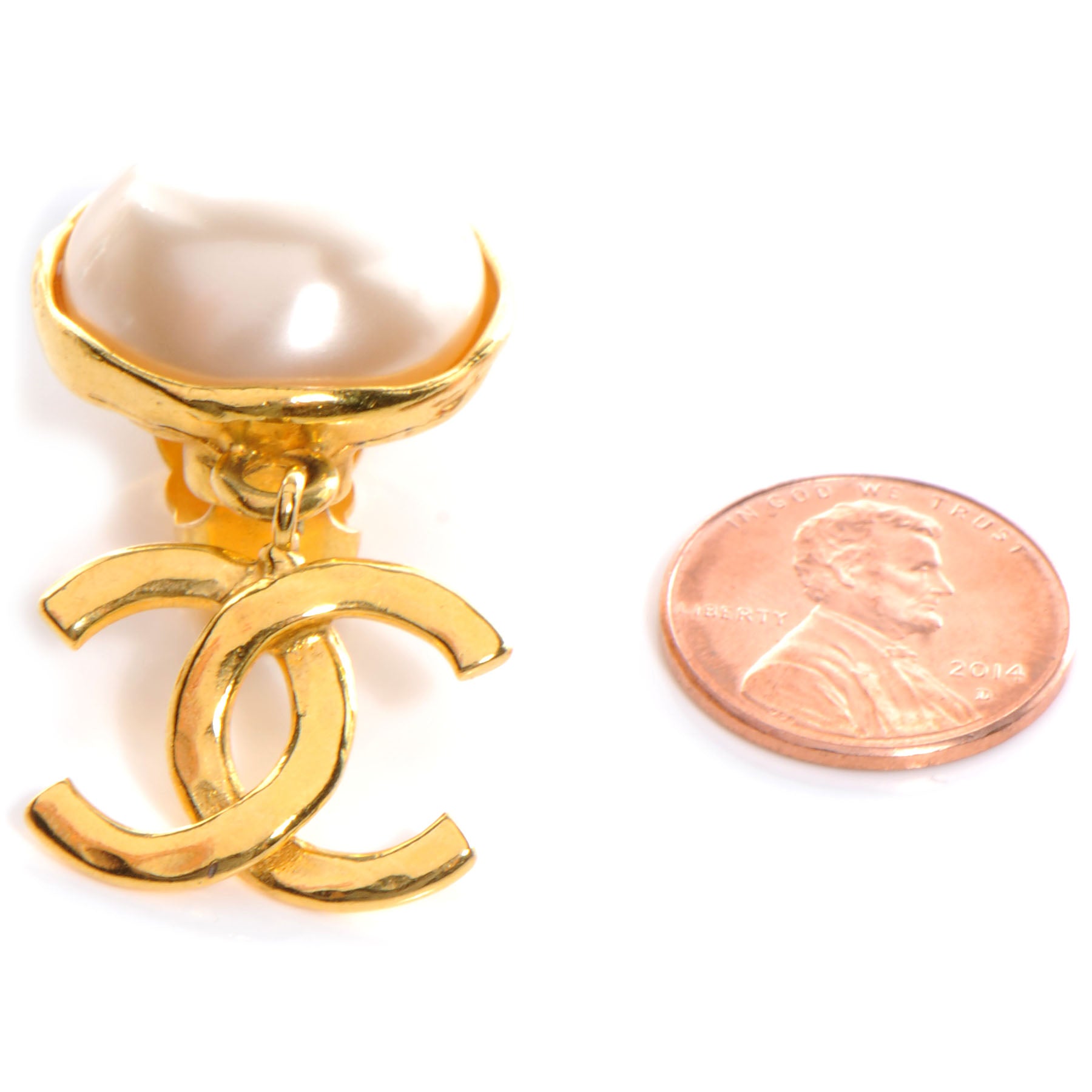 Chanel Pearl CC Dangle Clip On Earrings Gold 2 of 4