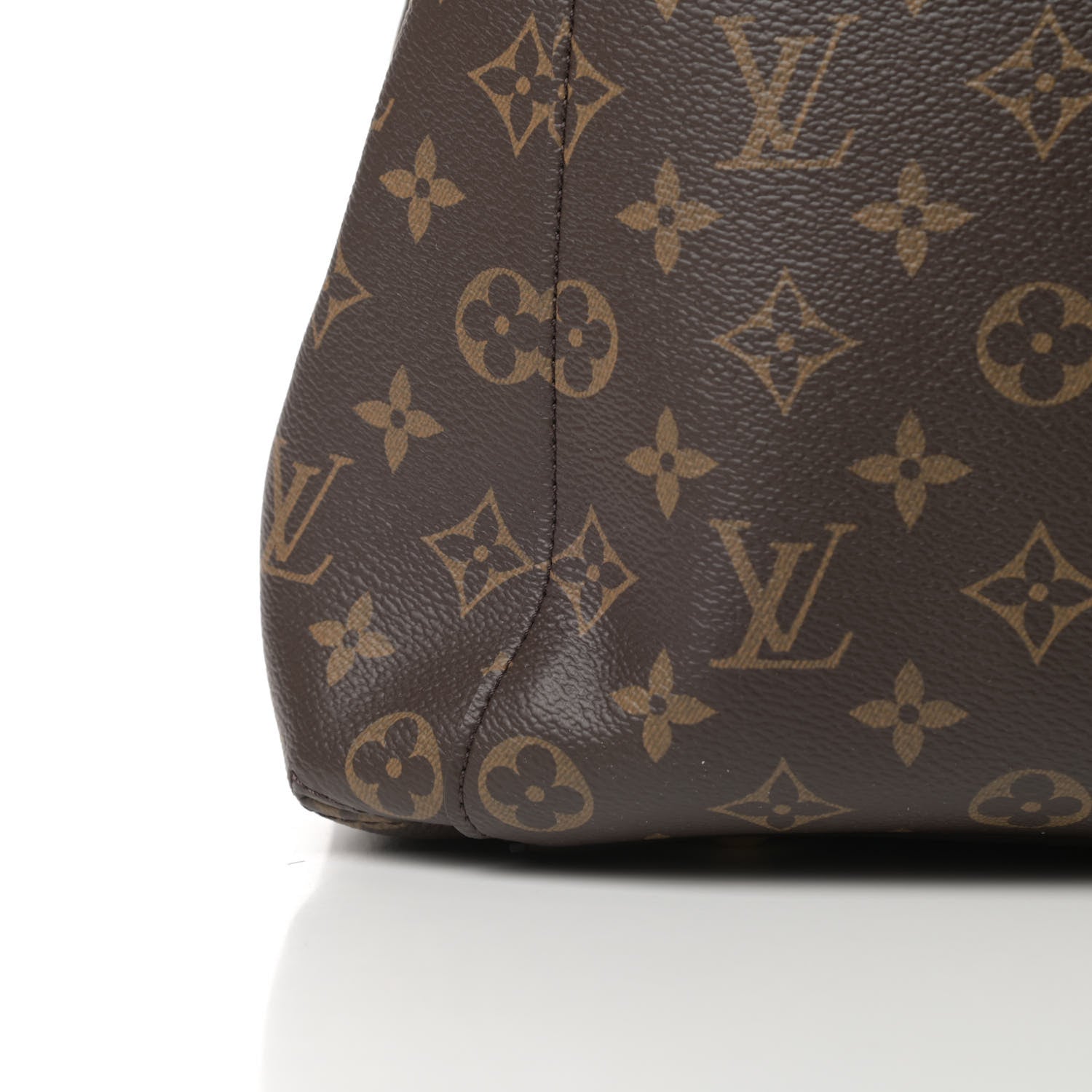 Louis Vuitton Monogram Montaigne GM 13 of 14