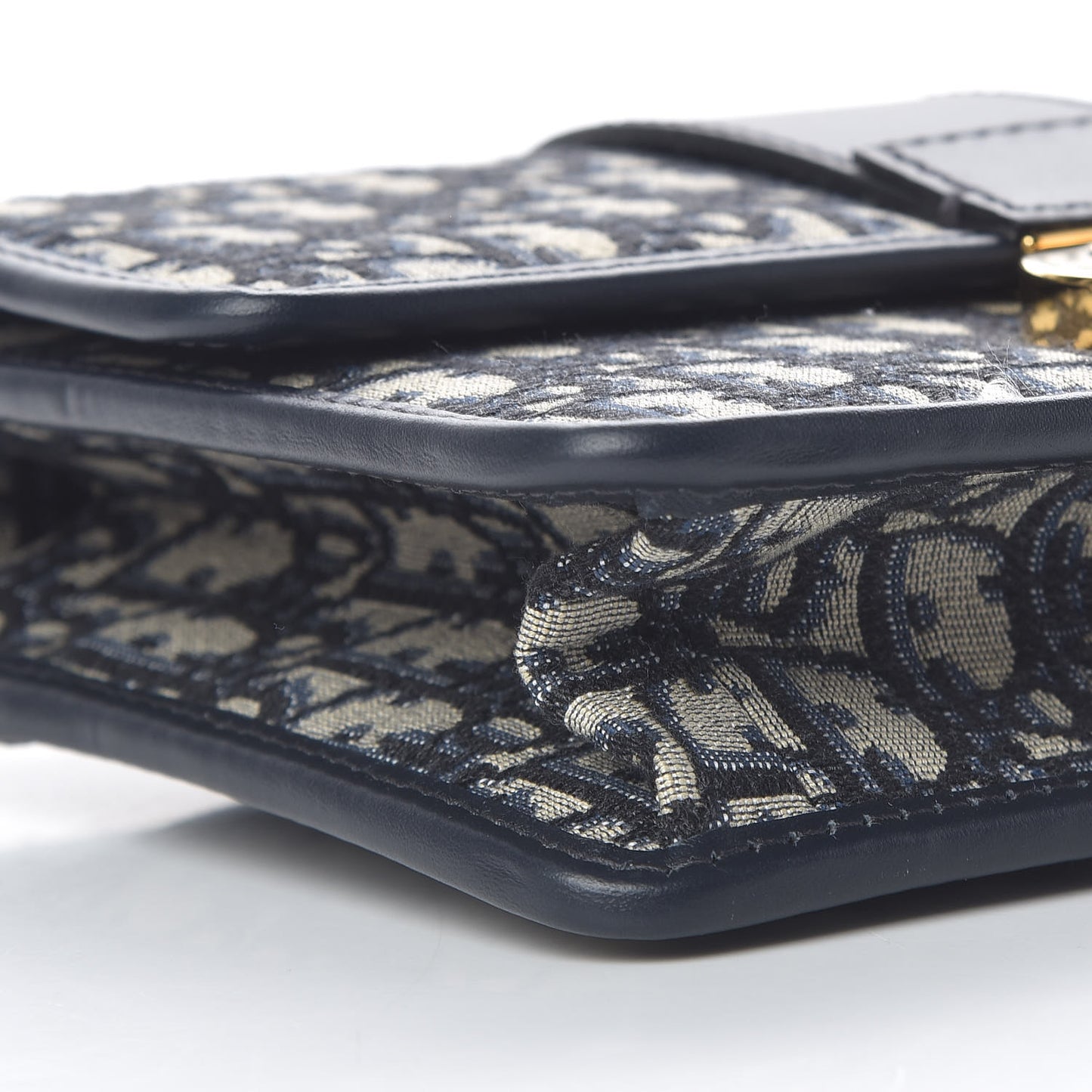 Oblique 30 Montaigne Flap Bag Blue