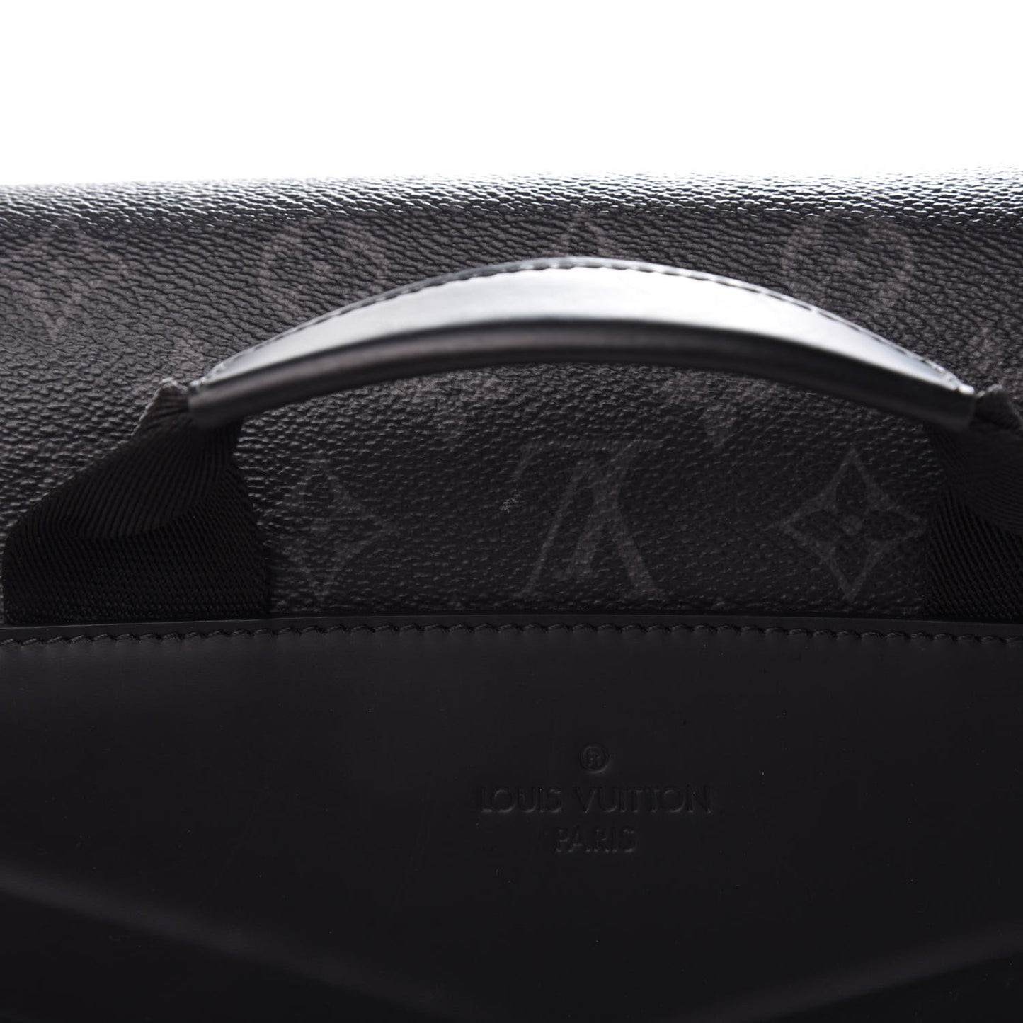 Monogram Eclipse Voyager Messenger MM