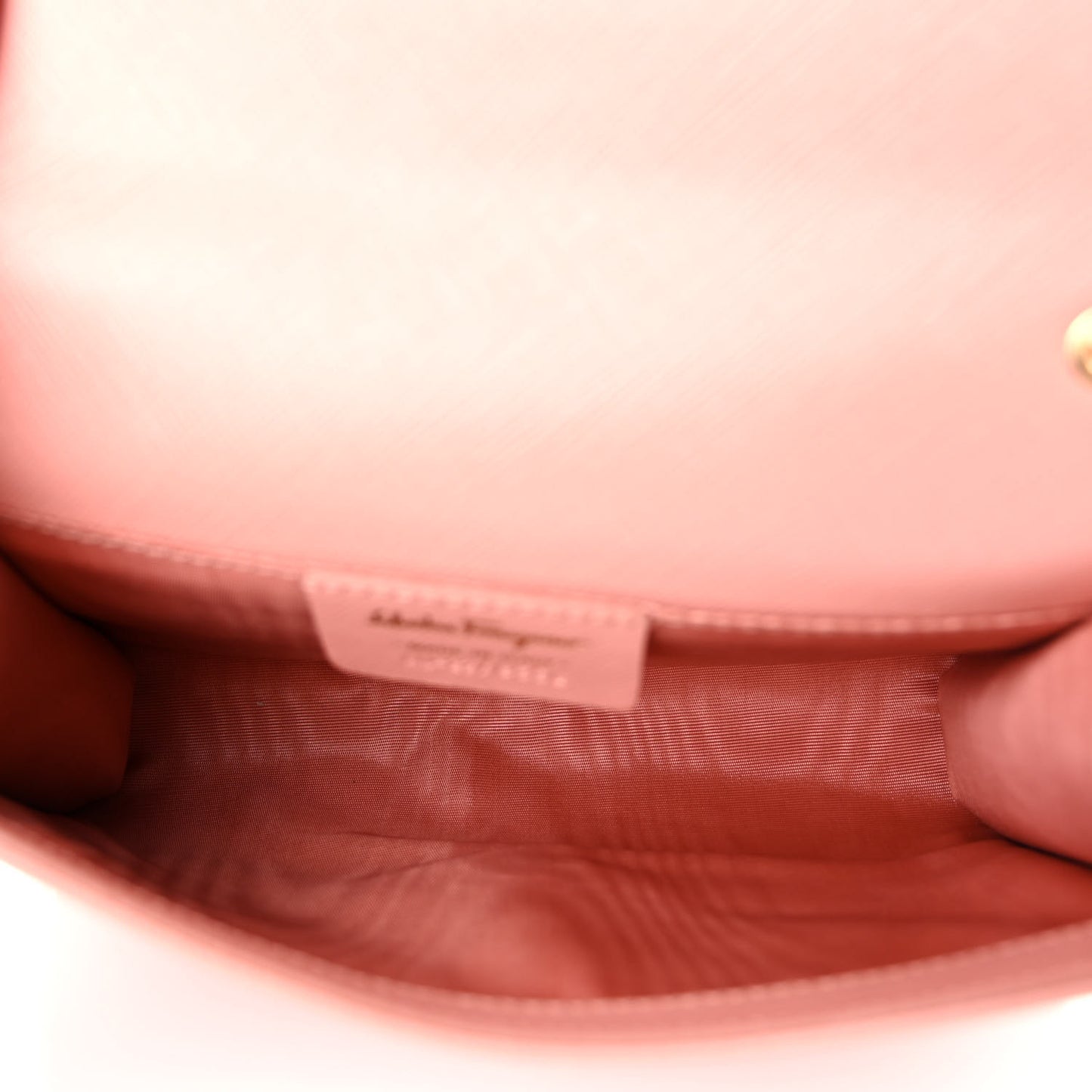 Hammered Calfskin Mini Miss Vara Bow Chain Bag Pink