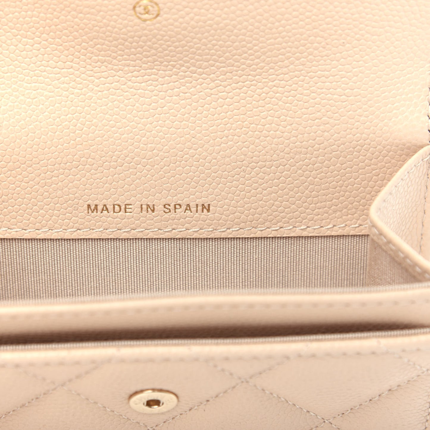 Caviar Pearl Quilted Coco Candy Flap Card Holder Beige