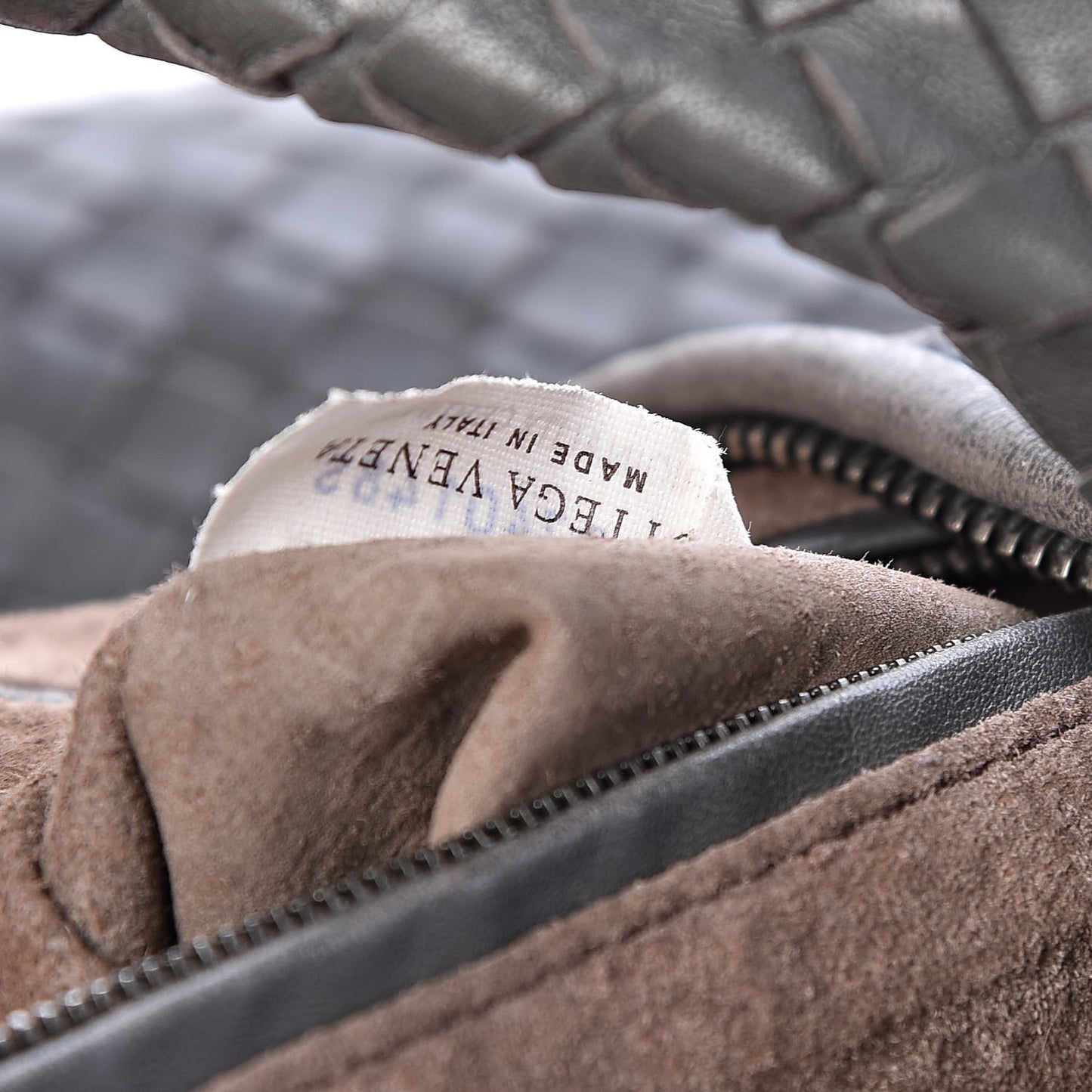 Nappa Intrecciato Large Veneta Hobo Grey