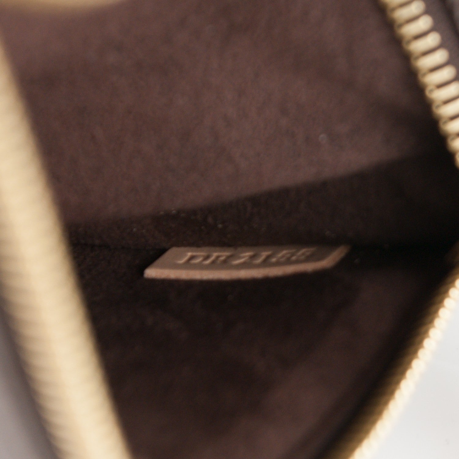 Louis Vuitton Monogram Pochette Metis 7 of 7