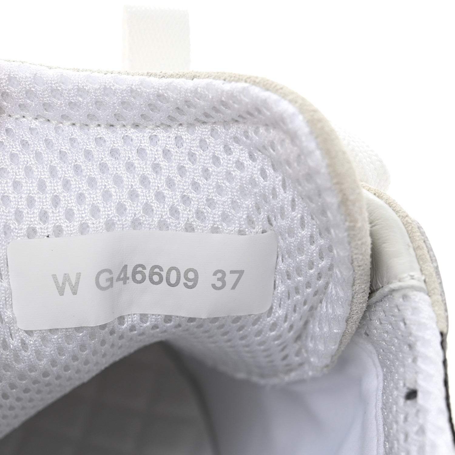 Chanel Suede Calfskin Womens CC Sneakers 37 White Black 9 of 9
