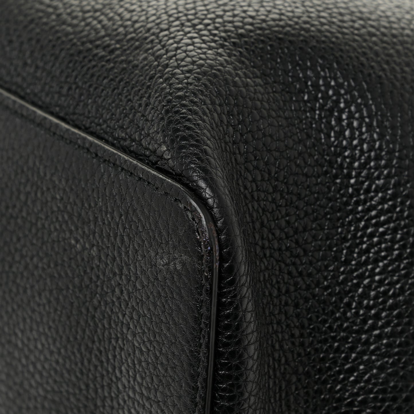Pebbled Calfskin Large Soho Hobo Black