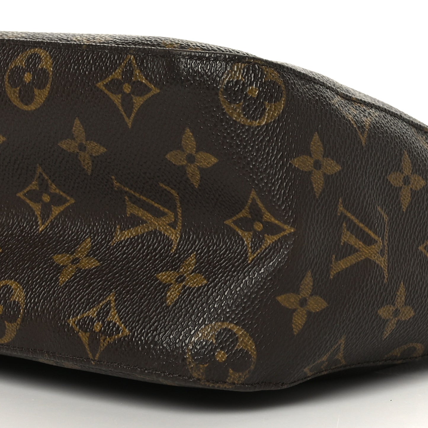 Monogram Looping MM