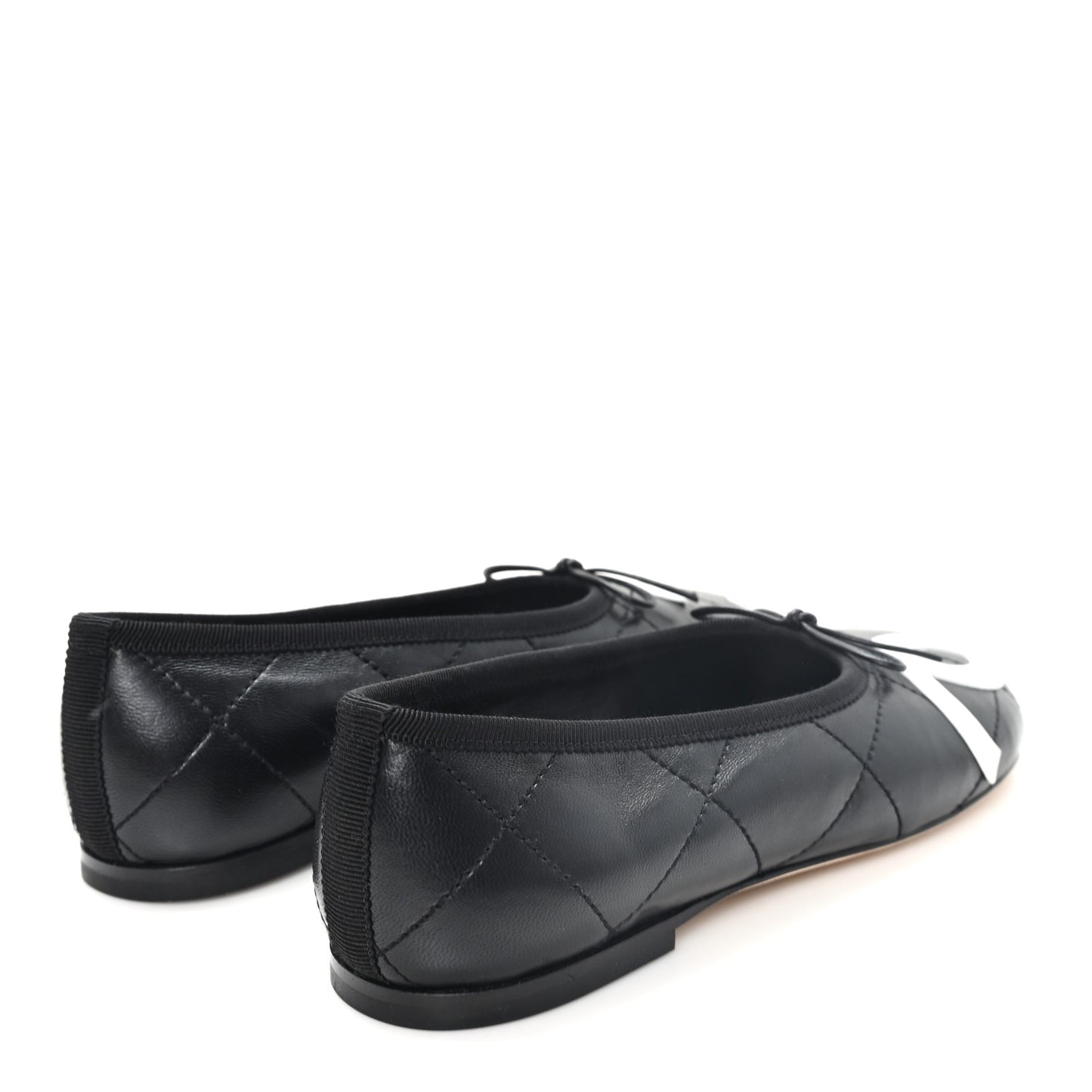 Lambskin Quilted CC Cambon Ballet Flats 35.5 Black White