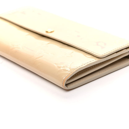 Louis Vuitton Vernis Sarah Wallet Blanc Corail 9 of 9