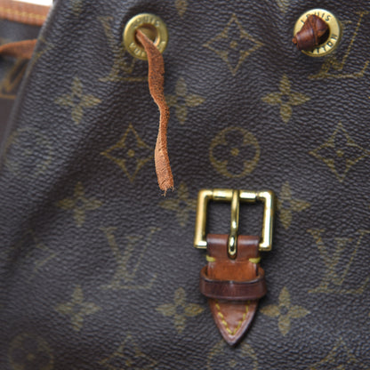 Louis Vuitton Monogram Montsouris MM Backpack 11 of 18