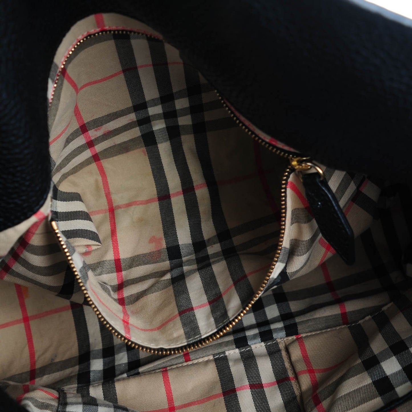 London Grainy Calfskin Medium Baynard Tote Black