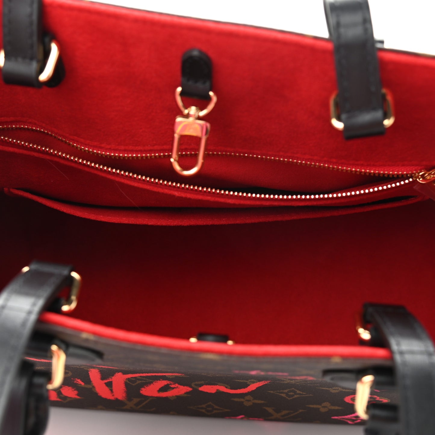 Monogram Fall In Love Onthego MM