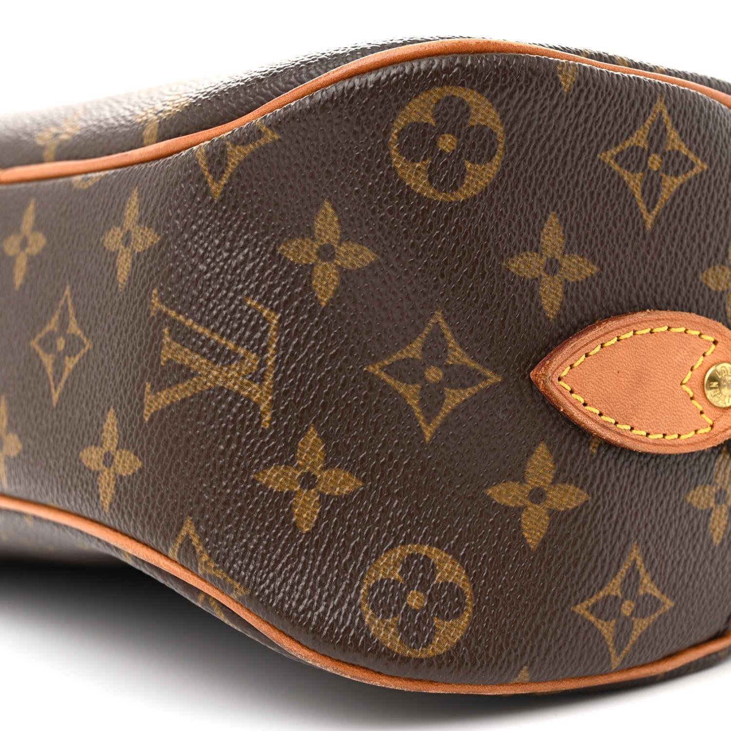 Louis Vuitton Monogram Blois 9 of 13