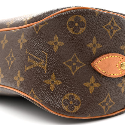 Louis Vuitton Monogram Blois 9 of 13