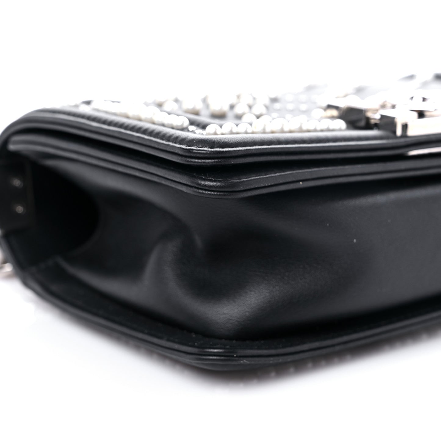 Calfskin Pearl Chevron Small Boy Flap Black