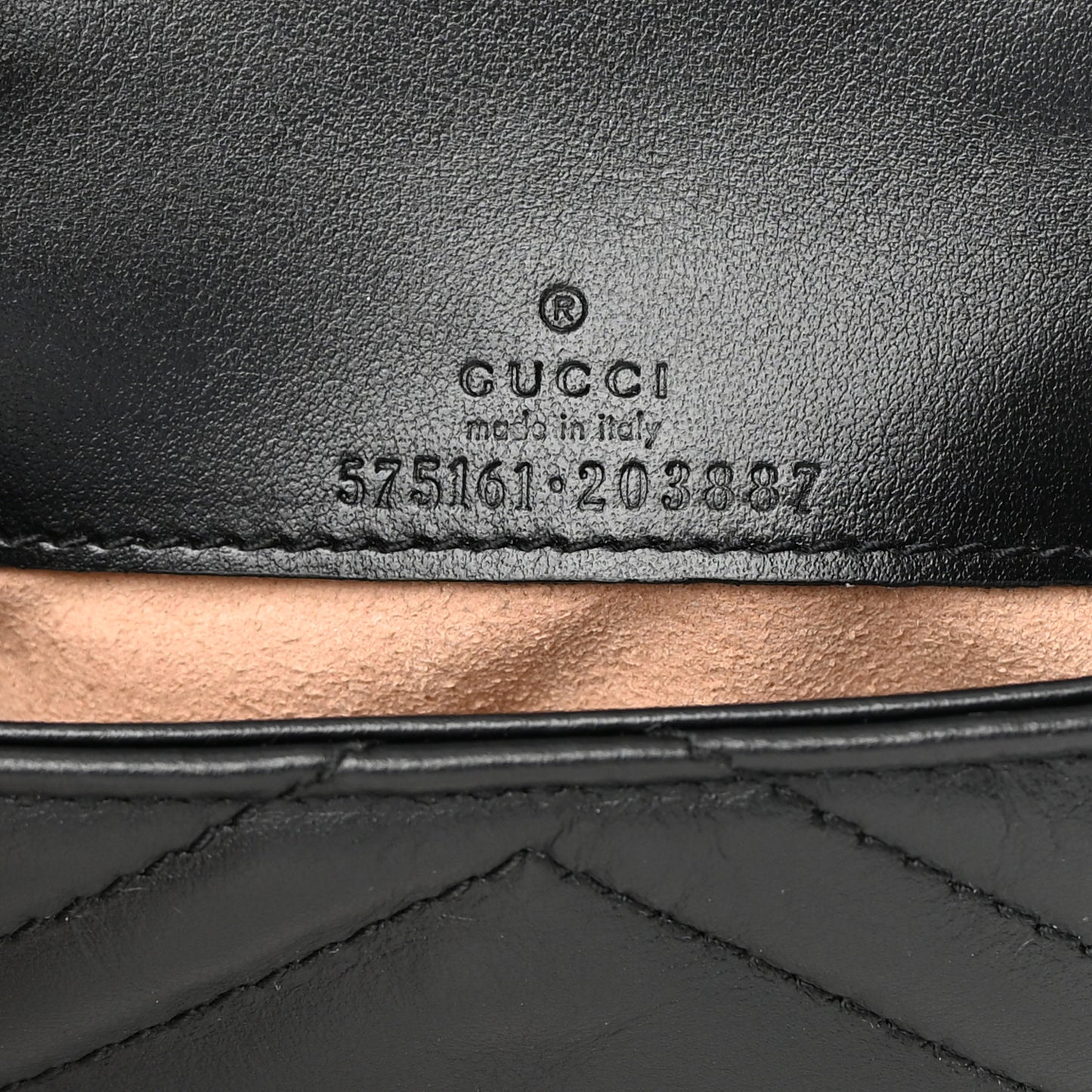 Calfskin Matelasse GG Marmont 2.0 Coin Purse On A Chain Black